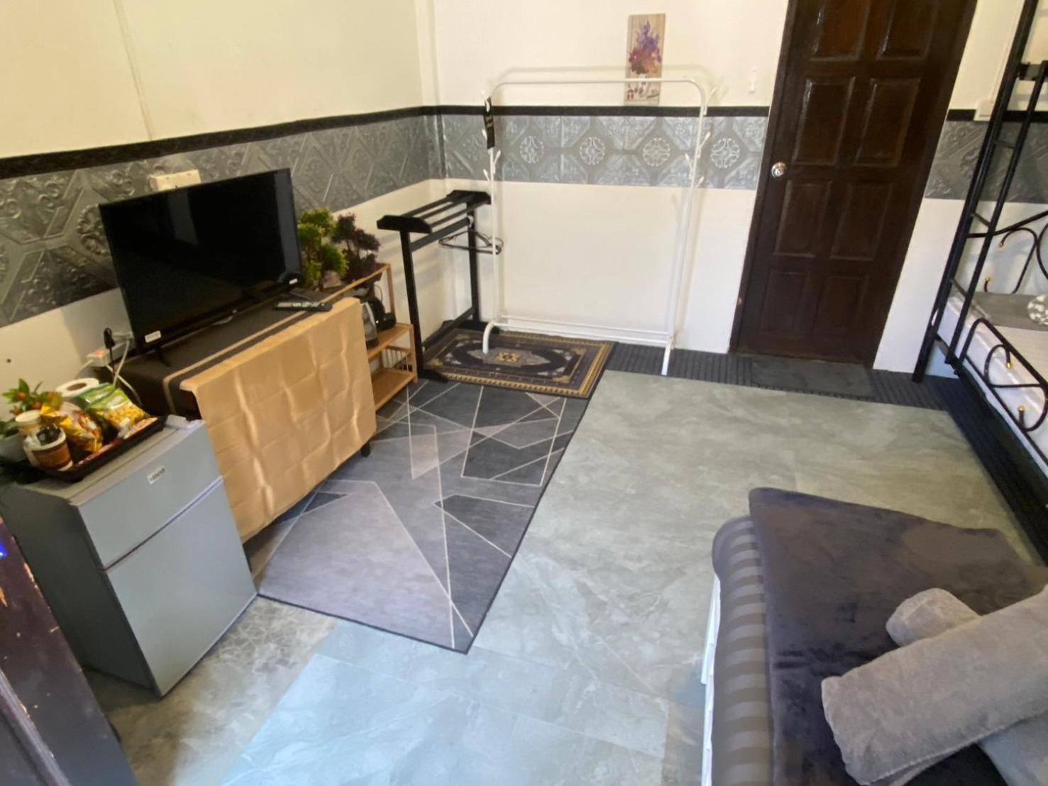 Me Hostel & Homestay At Haadrin Haad Rin Exterior photo